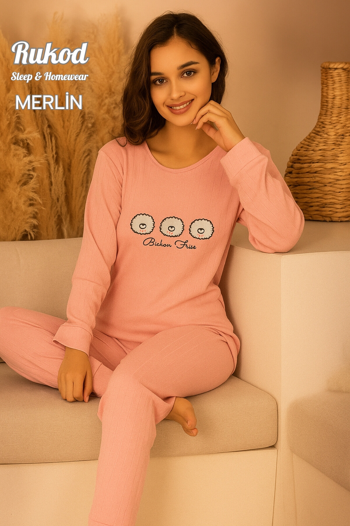 Kadın Kışlık Kalın Fitilli Pofuduk Köpek İşlemeli Yuvarlak Yaka Alt Üst Merlin Pijama Takımı